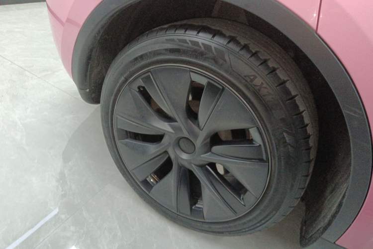 Used Tesla Model Y 2024 Rear-Wheel-Drive Version
