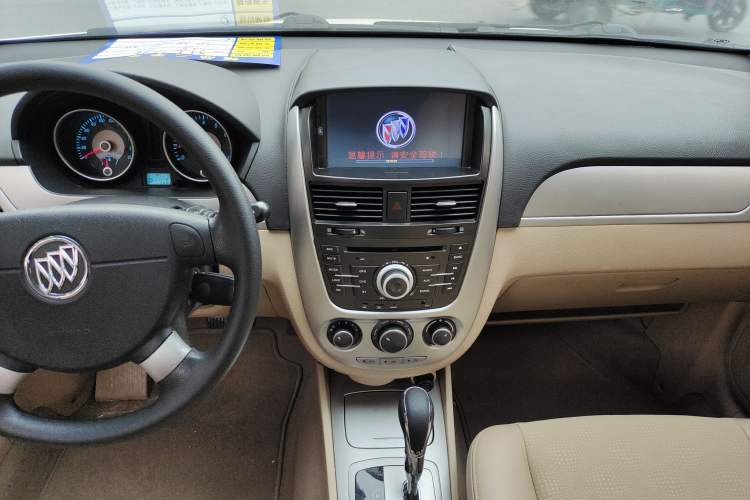 Used Buick Excelle 2013 1.5L Automatic Classic Model
