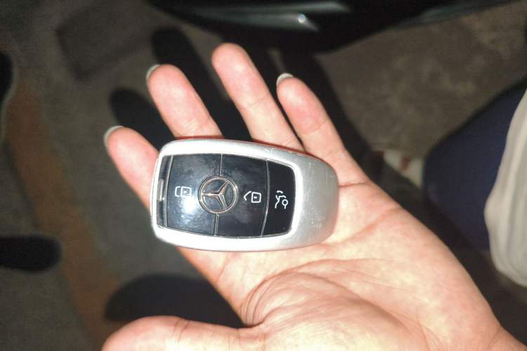 Used Mercedes-Benz E-Class 2016 E 200 L Sport Edition
