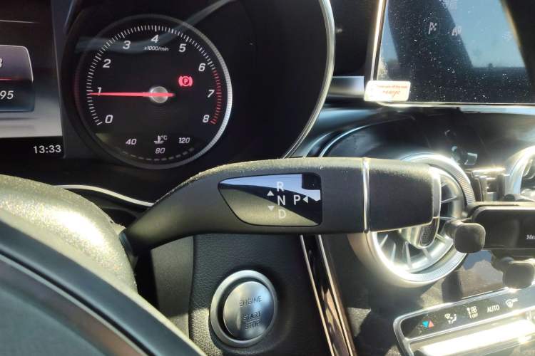 Used Mercedes-Benz C-Class 2015 C 200 station wagon