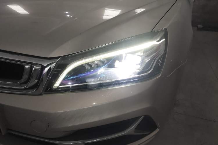 Used Geely Auto Emgrand 2019 Leading Edition 1.5L Manual Upward Asian Games Edition China VI
