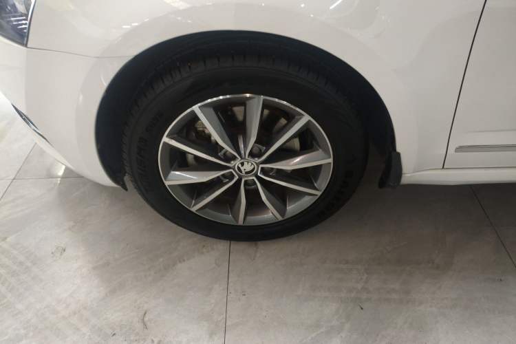 Used Skoda Octavia 2018 1.6L Automatic Comfort Edition