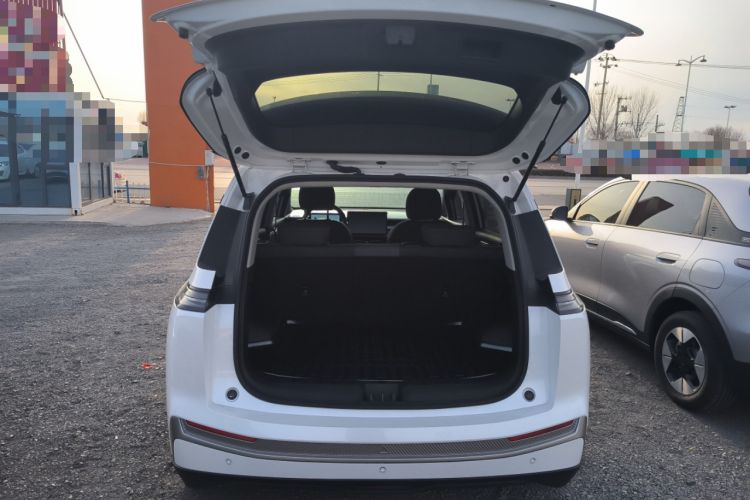 Used AION Y 2023 Plus 610 Enjoy Edition