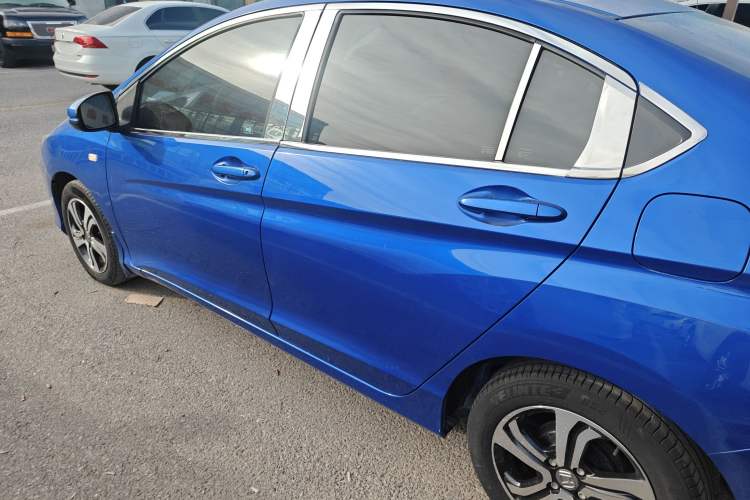 Used Honda City 2015 1.5L CVT Comfort Version
