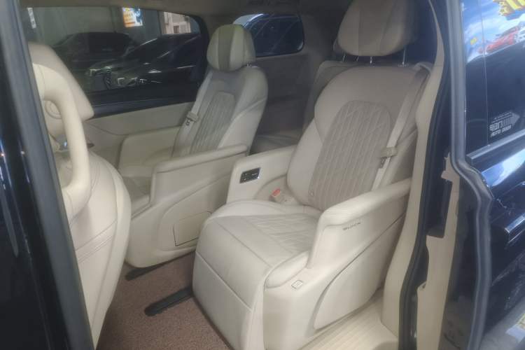 Used Buick GL8 2023 ES Lu Zun Luxury Model
