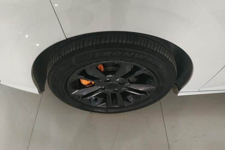 Used Dongfeng Aeolus Yixuan 2023 1.5L Automatic Glory Edition
