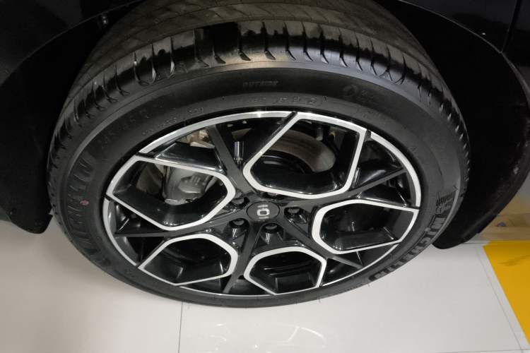 Used Qiyuan A07 2025 Range-Extended "True Fragrant" Edition 230 Flagship Model