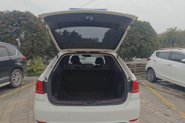 Used Volkswagen Gran Lavida 2017 230TSI DSG Comfort Edition