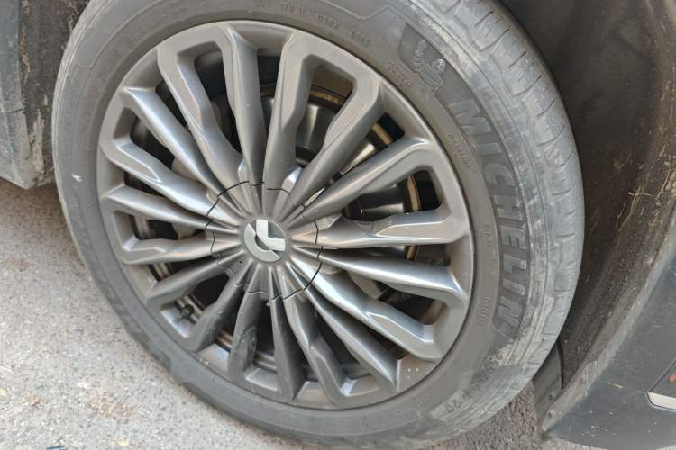 Used Nio ES8 2020 415 km Range 6-Seater Version
