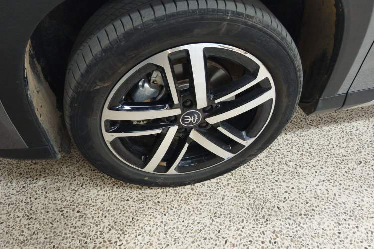 Used BYD Song L DM-i 2024 112 km Beyond Edition
