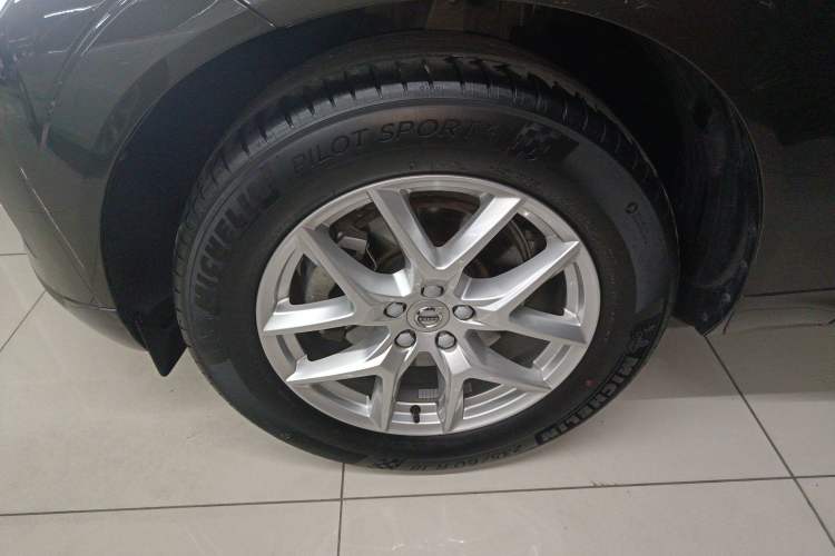 Used Volvo XC60 2020 T5 4x4 Zhiyi Luxury Edition
