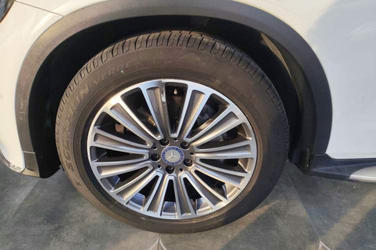 Used Mercedes-Benz GLC 2017 GLC 260 4MATIC Dynamic Edition
