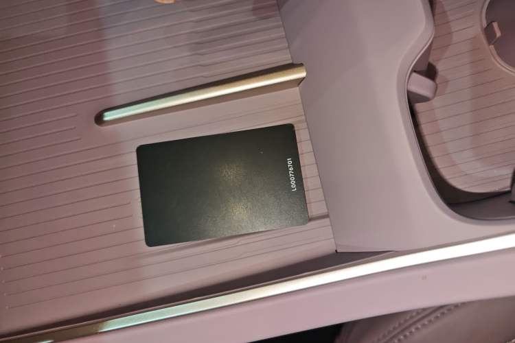 Used ONVO L60 2024 60 kWh Rear-Drive Version
