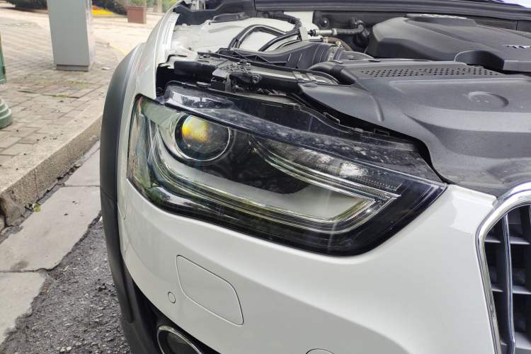 Used Audi A4 (Import) 2014 40 TFSI allroad quattro plus version
