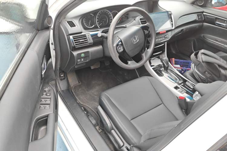 Used Honda Accord 2016 2.0L Comfort Edition
