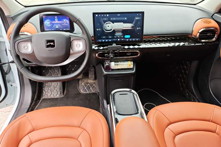 Used  3 2024 Zhi'ai Edition 330km Air