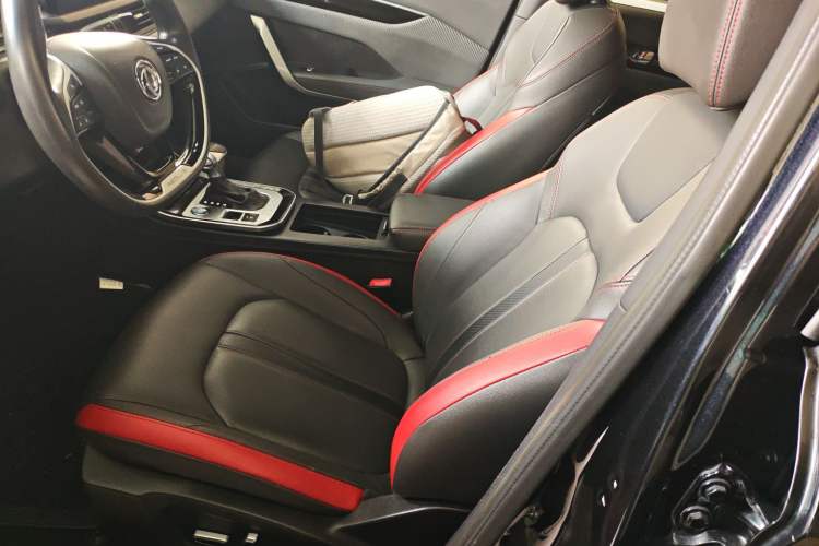 Used Dongfeng Aeolus Yixuan 2020 230T Automatic Glare-Proof Dark Knight Edition
