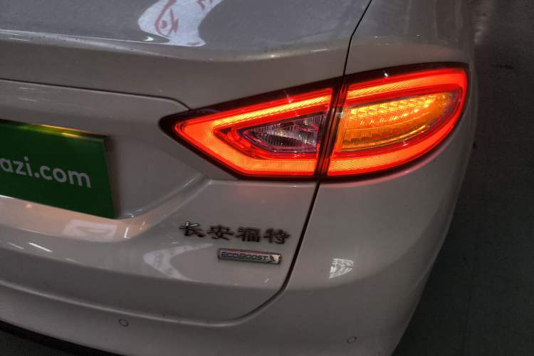 Used Ford Mondeo 2013 2.0L GTDi 200 Fashion Edition
