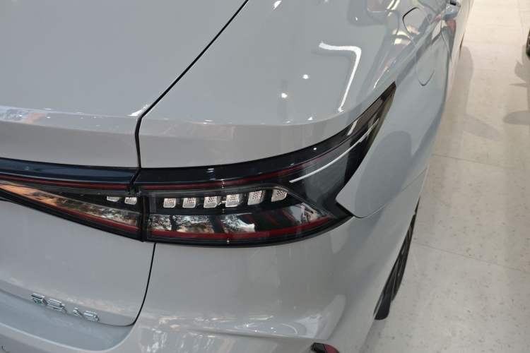 Used Chery Fengyun A8 2024 127 ZHU FENG Version