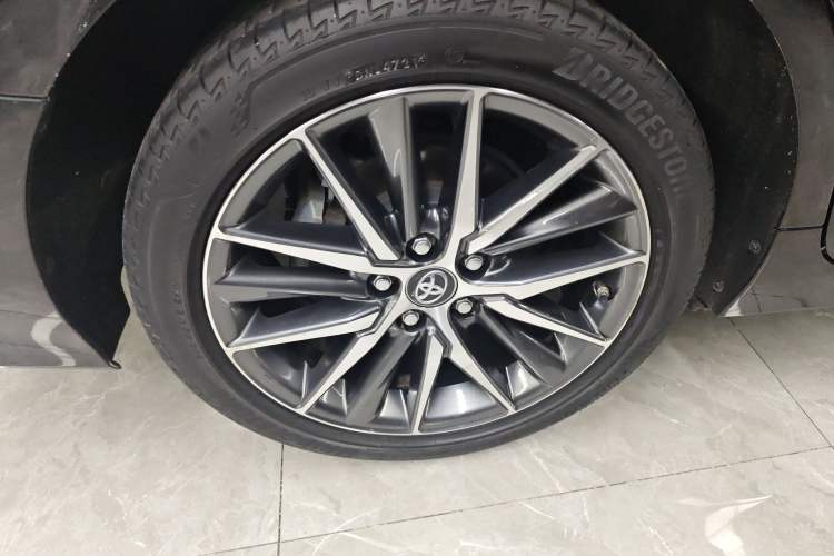 Used Toyota Camry 2021 2.5G Luxury Edition
