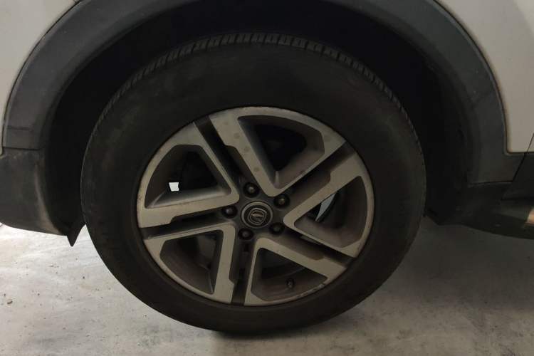 Used Changan CS55 2017 1.5T Manual Colorful Edition
