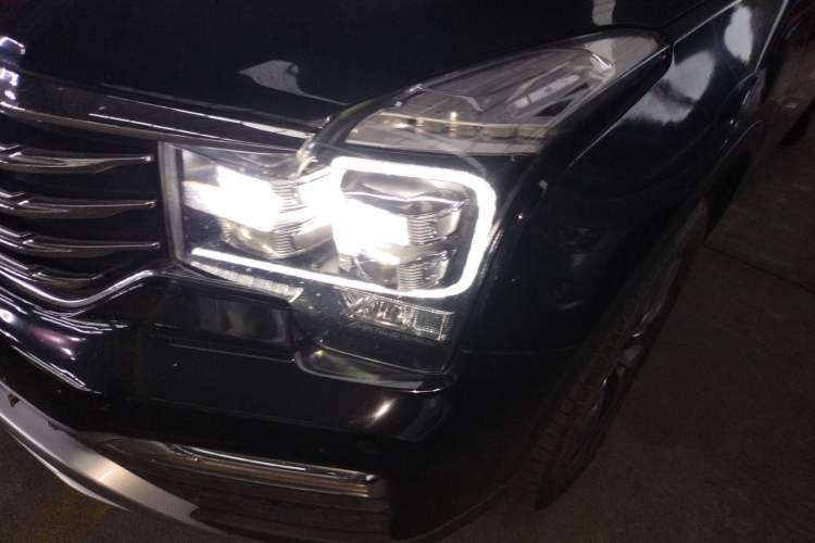 Used GAC Trumpchi GS8 2017 320T Two-Wheel Drive Luxury Smart Connectivity Version (7 Seats)