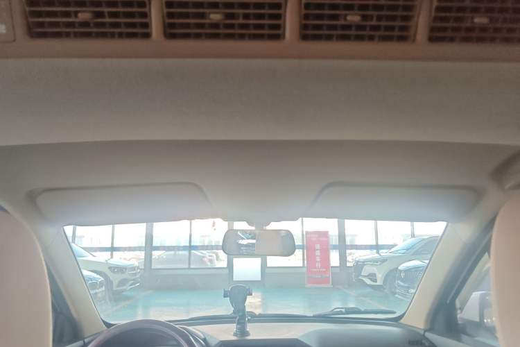 Used Wuling Hongguang 2019 1.5L S Standard Version China VI LAR
