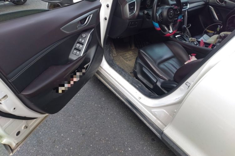 Used Mazda CX-4 2018 2.0L Automatic Two-Wheel Drive Blue Sky Premium Upgrade Version China VI Standard
