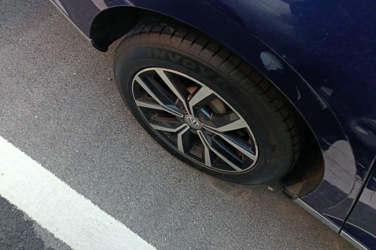 Used Volkswagen Variant 2018 380TSI Two-Wheel Drive Comfort Edition
