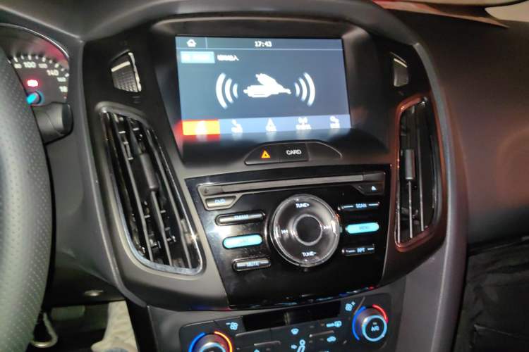 Used Ford Focus 2017 Sedan 1.6L Automatic Fashion Edition Smart Drive Version