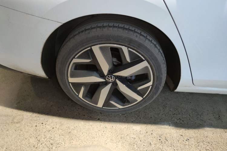 Used Volkswagen Lamando 2024 Lavida L 280TSI DSG Cool & Spicy Edition