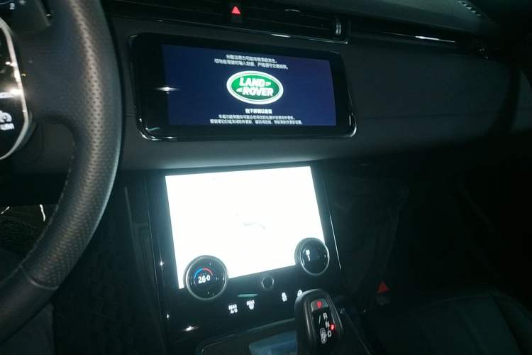 Used Land Rover Range Rover Evoque 2020 249 PS R-DYNAMIC S Blackened Sport Technology Edition
