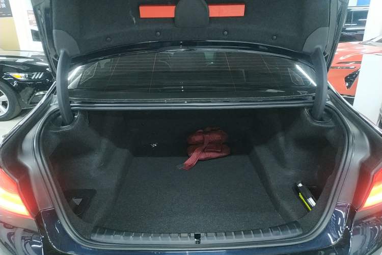 Used BMW 5 Series 2019 530Li xDrive M Sport Package
