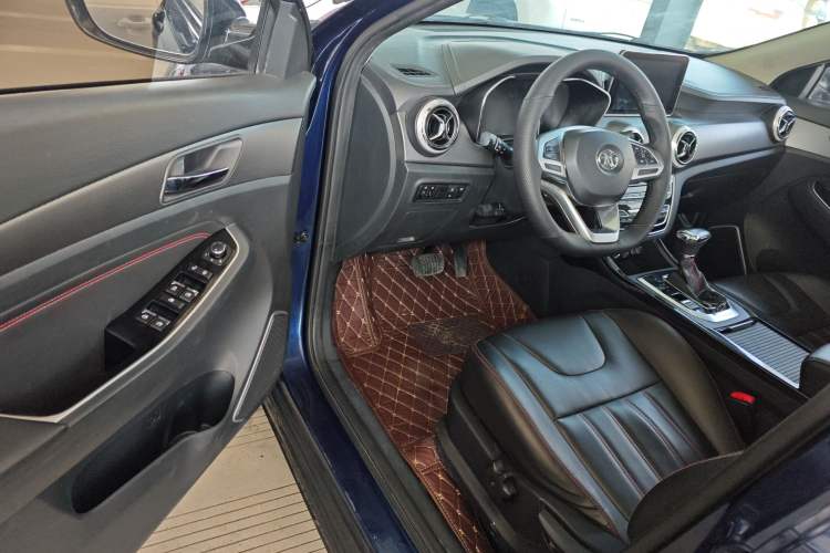 Used BAIC Beijing X5 2018 1.5T CVT Elite Version National V
