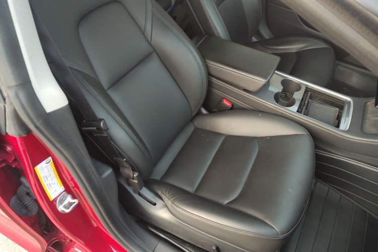 Used Tesla Model 3 2021 Standard Range Rear-Drive Upgraded Version
