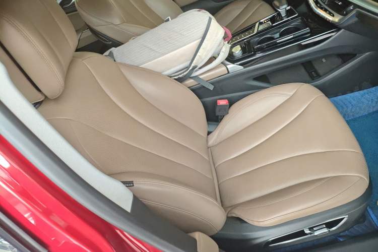 Used Geely Auto Emgrand GT 2018 1.5T MHEV Yaozun Edition