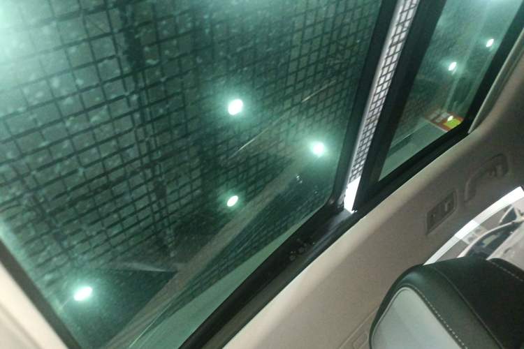 Used Volkswagen Magotan 2023 2 Million Units Limited Edition 330TSI DSG Leading Version
