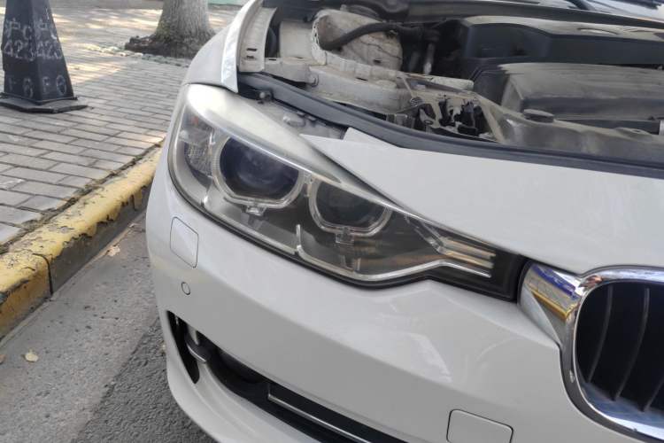 Used BMW 3 Series 2014 320Li Fashion Model
