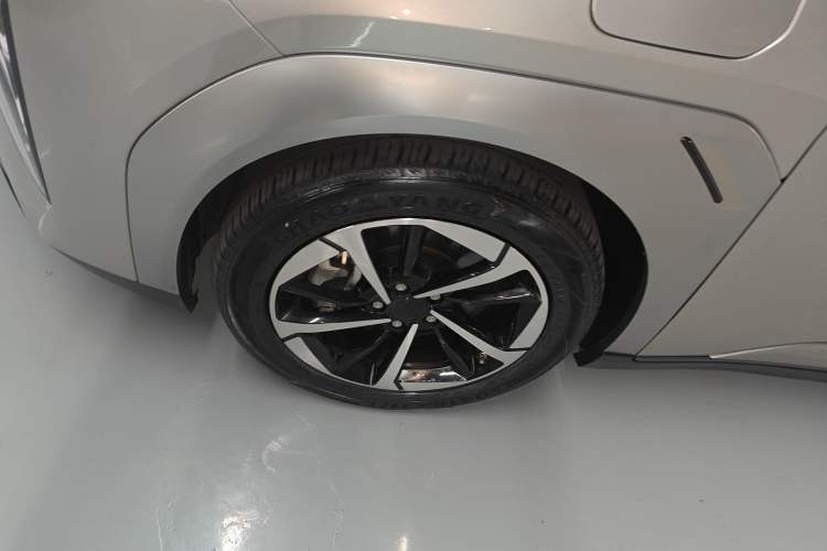 Used AION Y 2023 Plus 510 Smart Edition