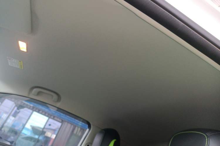 Used Roewe Clever 2021 302km Excellence Edition
