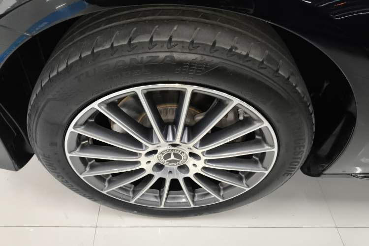 Used Mercedes-Benz E-Class 2022 E 260 L
