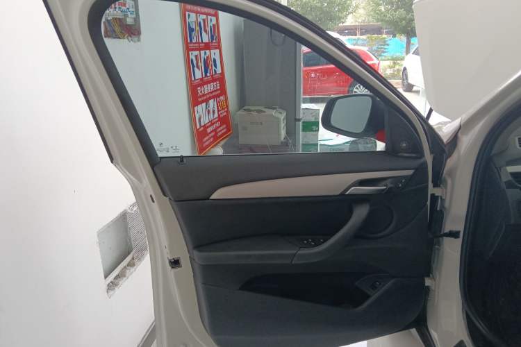 Used BMW X1 2019 sDrive20Li Leading Model
