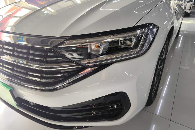 Used Volkswagen Sagitar 2023 300TSI DSG Excellence Edition
