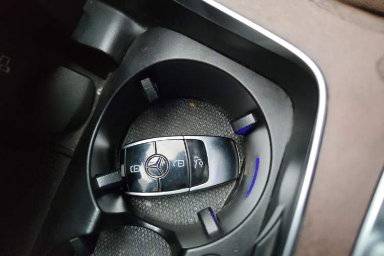 Used Mercedes-Benz E-Class 2023 Facelift E 260 L