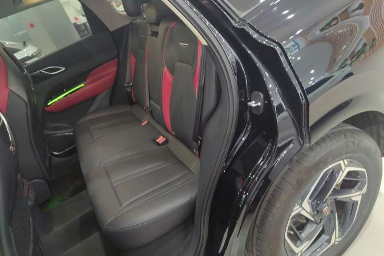 Used Hongqi HS3 2023 1.5T Two-Wheel Drive Shanwei Edition
