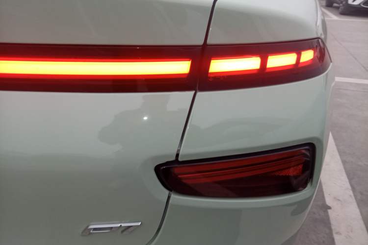 Used XPeng P7 2020 586E
