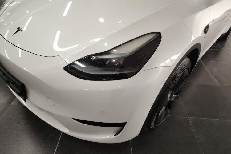 Used Tesla Model Y 2023 Rear-Wheel-Drive Version