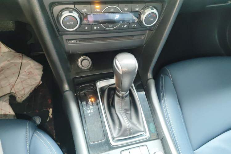 Used Mazda Mazda 3 Axela 2017 Sedan 1.5L Automatic Luxury Model Emission Standard China V