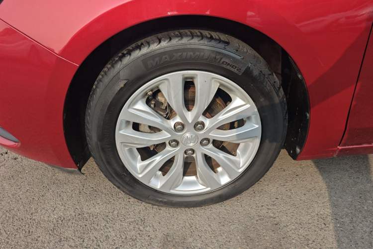 Used Buick GT 2018 15T Manual Elite Version China V Standard
