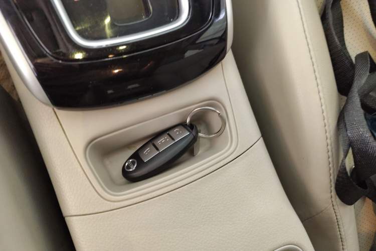 Used Nissan Sylphy 2019 1.6XV CVT Smart Connect Luxury Edition China VI Standard